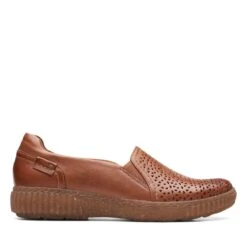 Clarks Magnolia Aster Light Tan Leather