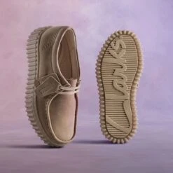 Clarks Torhill Bee Light Tan Nubuck -Clarks Shoes Store 26172084 W 13